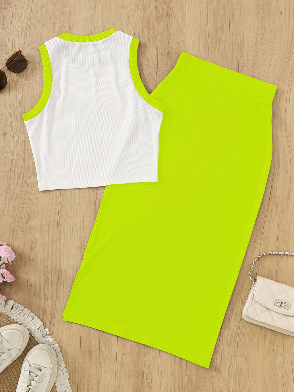 Women'S Sleeveless Vest And Slit Skirt Set - Fluorescent Green