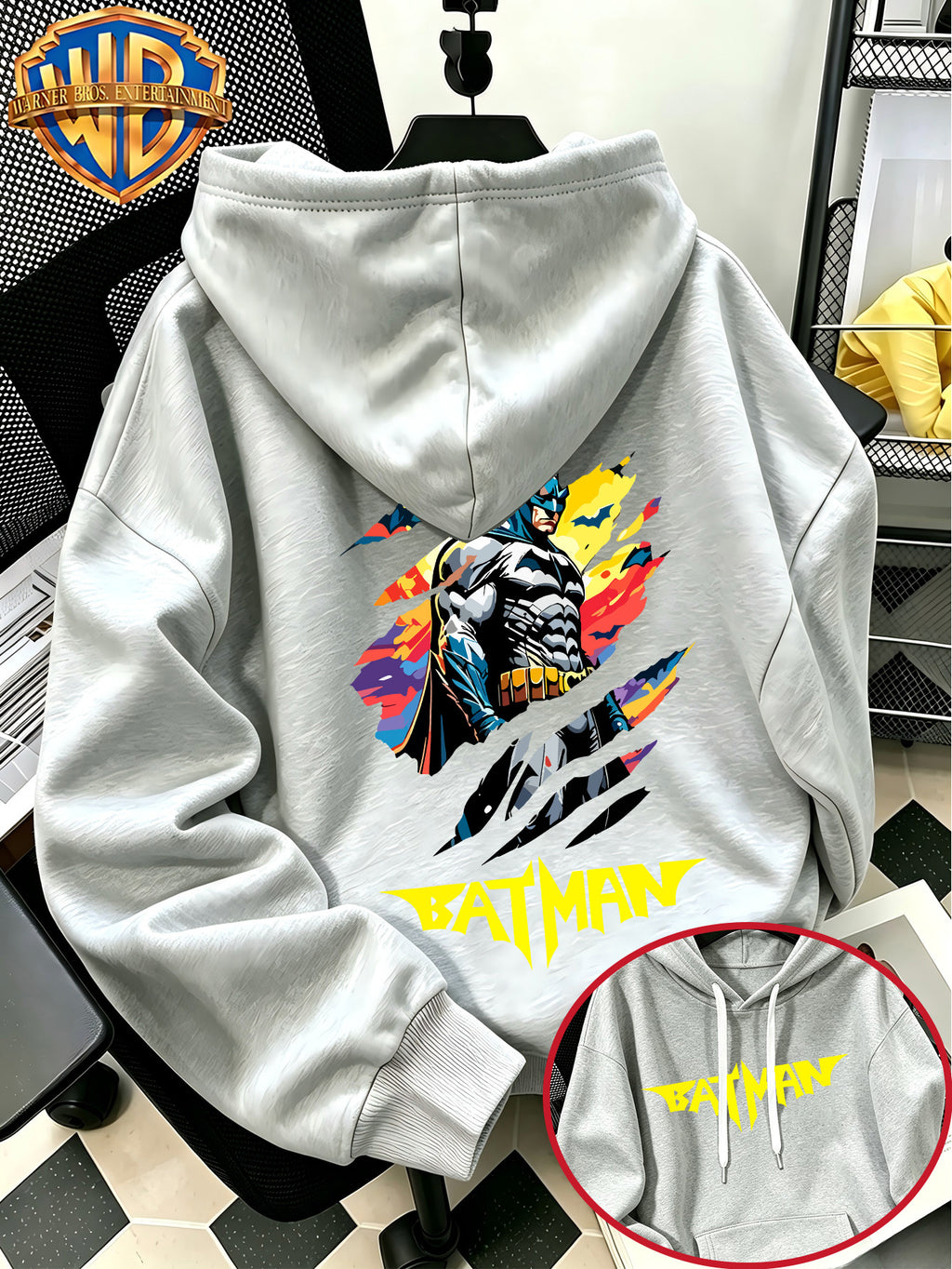 [Warner Bros. Official] Autumn/Winter Streetwear Fashion Men's Drawstring Pocket Hoodie Sweatshirt, Ripped Color Ink Batman Comic Book Cool Print Design, Sporty Style Loose Fit Hoodie, for Daily Casual Wear, Men's Trendy Fashion, Suitable for Home - Light Grey
