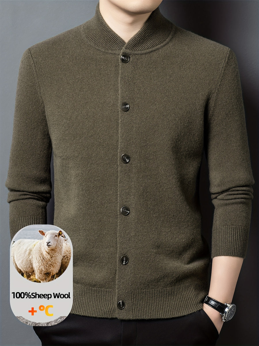 Xingfan OBM 2025 Autumn/Winter Men's 100% Wool Stand Collar Knit Cardigan, Crafted from Premium Pure Wool. Featuring a Simple yet Elegant Stand-up Collar and Single-breasted Button Design for Strong Warmth Retention. The Standard Fit Is Suitable - fern green
