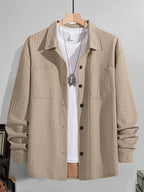 Men's Casual Solid-color Long-sleeve Shirt, Made of Comfortable Waffle-knit Fabric, Featuring a Double Chest Pocket Design, Front Button Placket, and a Loose-fit Lapel Open-front Cardigan Top, Suitable for Daily Wear and Commuting in Spring - Khaki