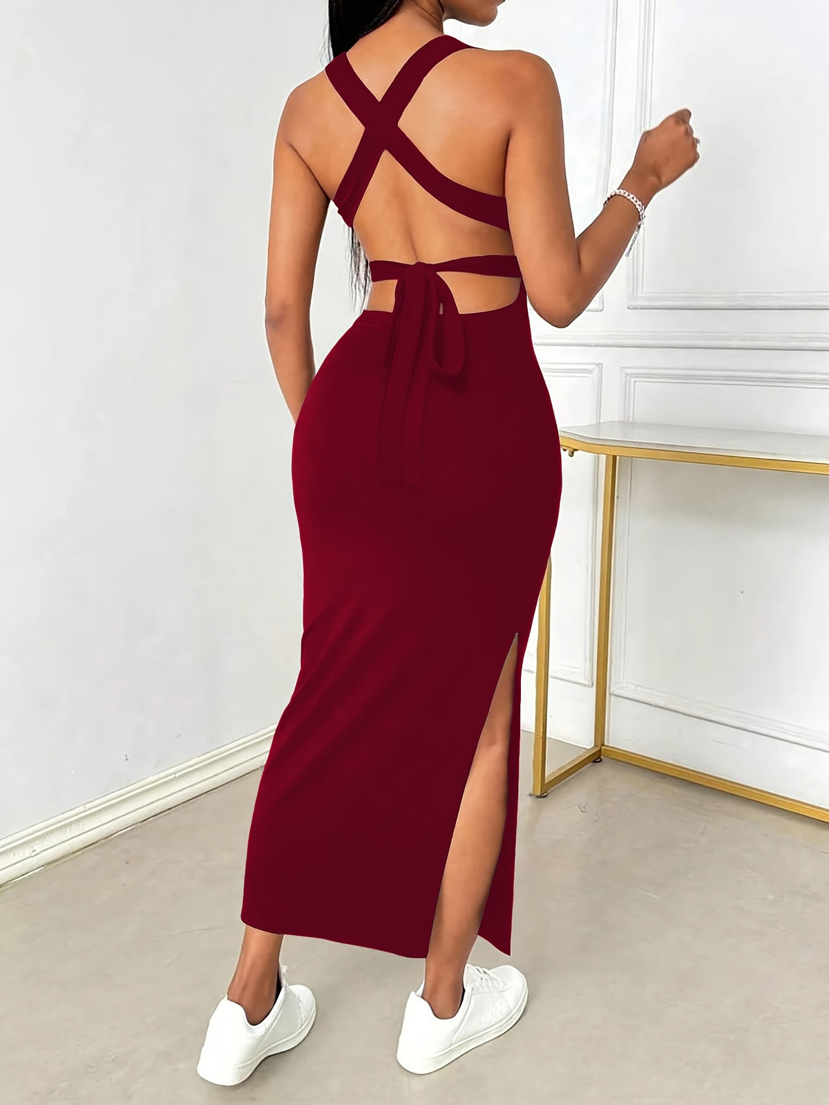 Essential for a -Like Vacation: a Summer Elegant Solid Color Backless Dress with a Crisscross Strap Design That Highlights a Charming Back, Showcasing a Lazy Yet Sexy Allure - Burgundy