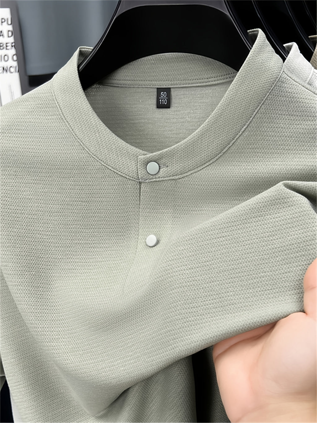 Men'S Henley Shirt Summer New Style, Solid Color Round Neck Top, Half-Button Placket, Button Closure Design, Layering with Thin Jacket, Versatile for Business Office, Golf Sports, Casual Outings, Short Trips, Father'S Day Gift, Men'S Gift - Green