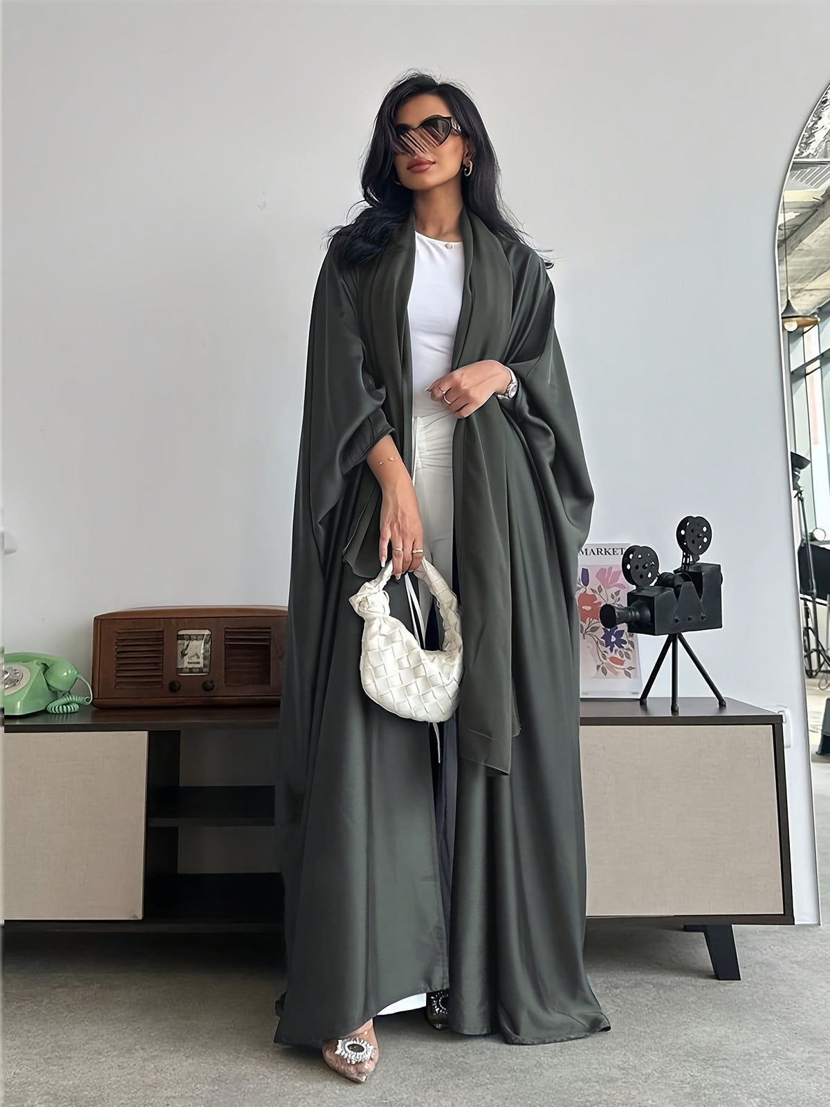 Middle Eastern Muslim Solid Color Loose Robe with Batwing Sleeves, Long Dubai Cardigan with Headscarf - Space Gray