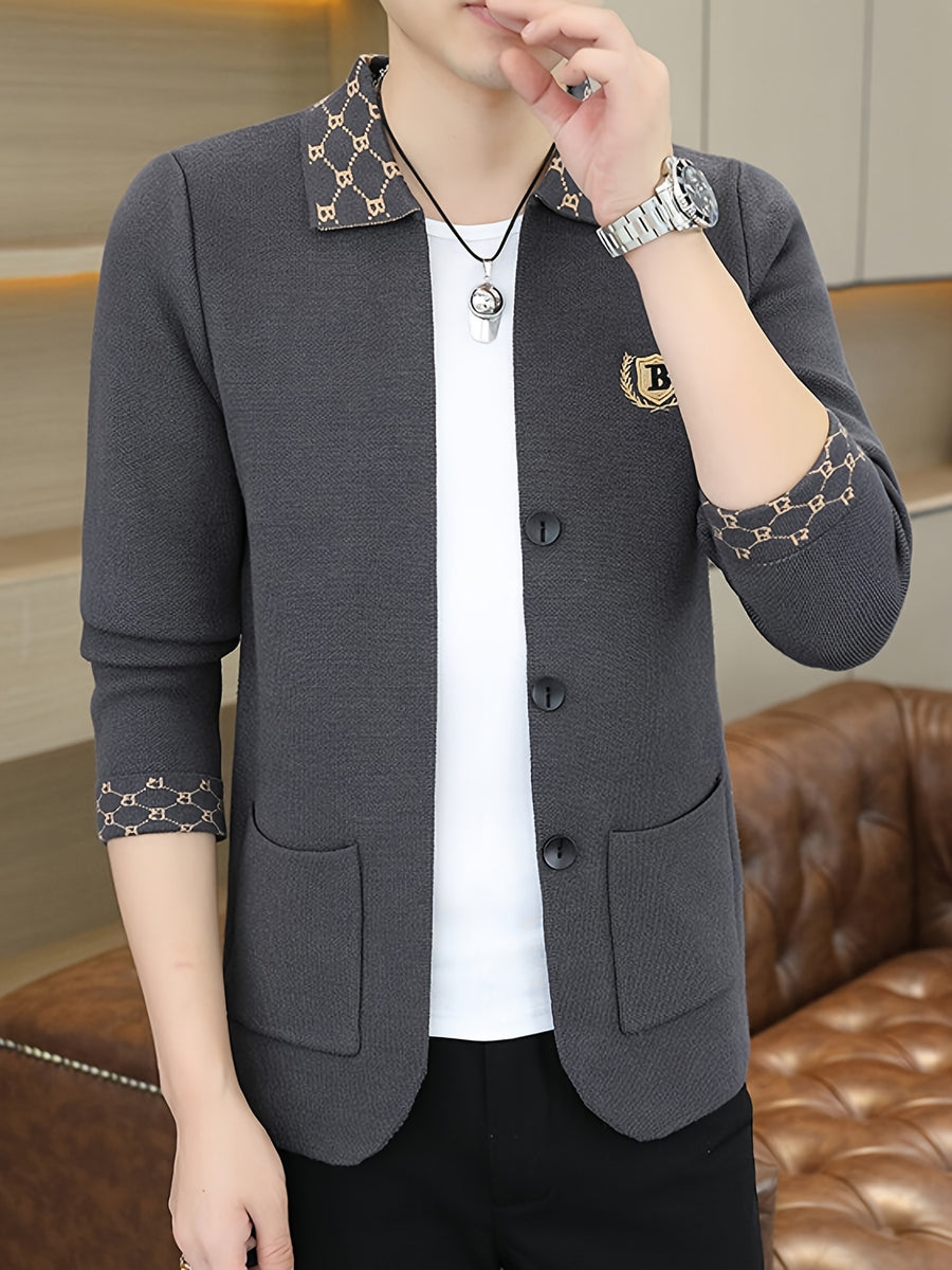 [Wading Whale OBM] Spring/Autumn New Men'S Knit Cardigan, Old Money Style Contrast Lapel Pocket Button-Front Cardigan Men'S Business Casual Fashion Button-Front Knit Top, Collar Design with Embroidered Logo Suitable for Spring, Autumn - Dark Gray