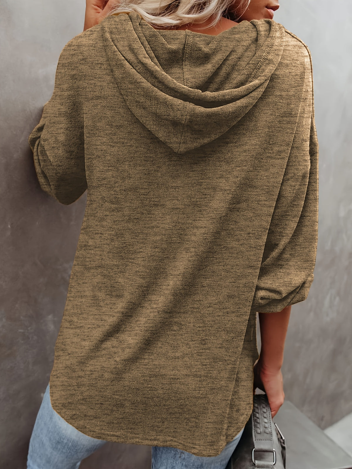 New Autumn/Winter Women's Fashion Hoodie, Casual Loose Pullover with Drawstring, Solid Color Long Sleeve, Relaxed Style Mid-Length Hooded Sweatshirt - Yellowish-brown