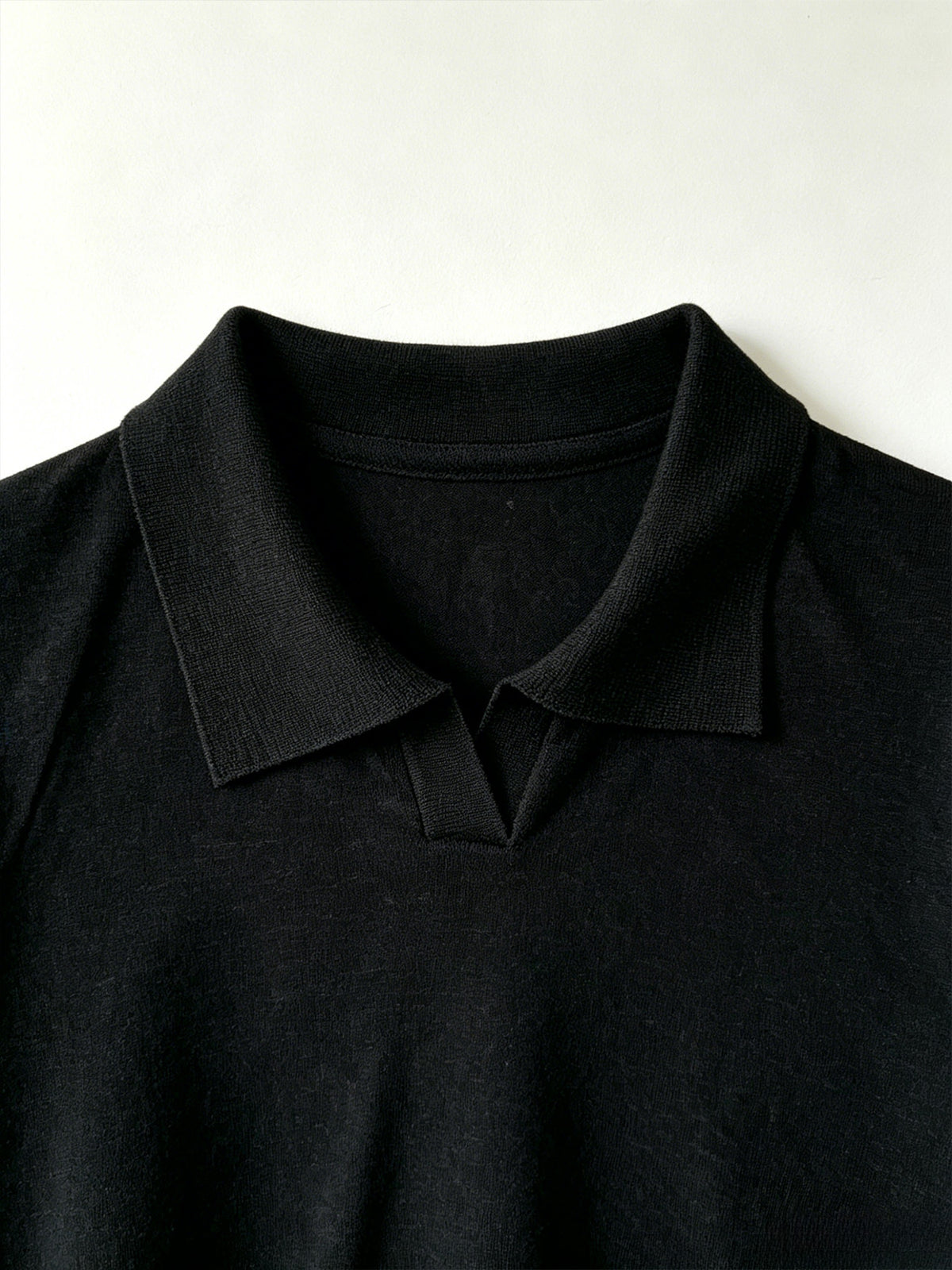 Men's Summer Lightweight Knit Short-Sleeve Polo Shirt, Half-Button Open Front, Outdoor Breathable Casual Knit Top - Black