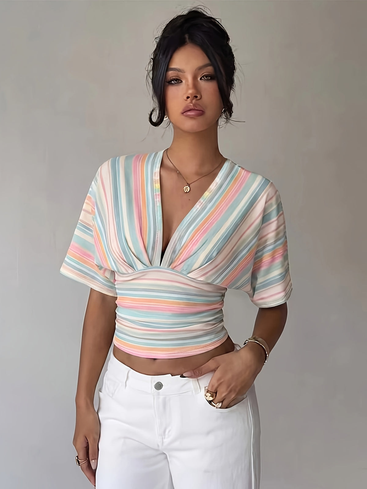 Women's Y2K V-Neck Color-Block Shirt - Two-Tone Top with Medium Stretch Suitable for - Wear, Machine Washable Non- Shirt for Office, Casual & Layering Outfits - Minimalist V-Neck - Mixed colors