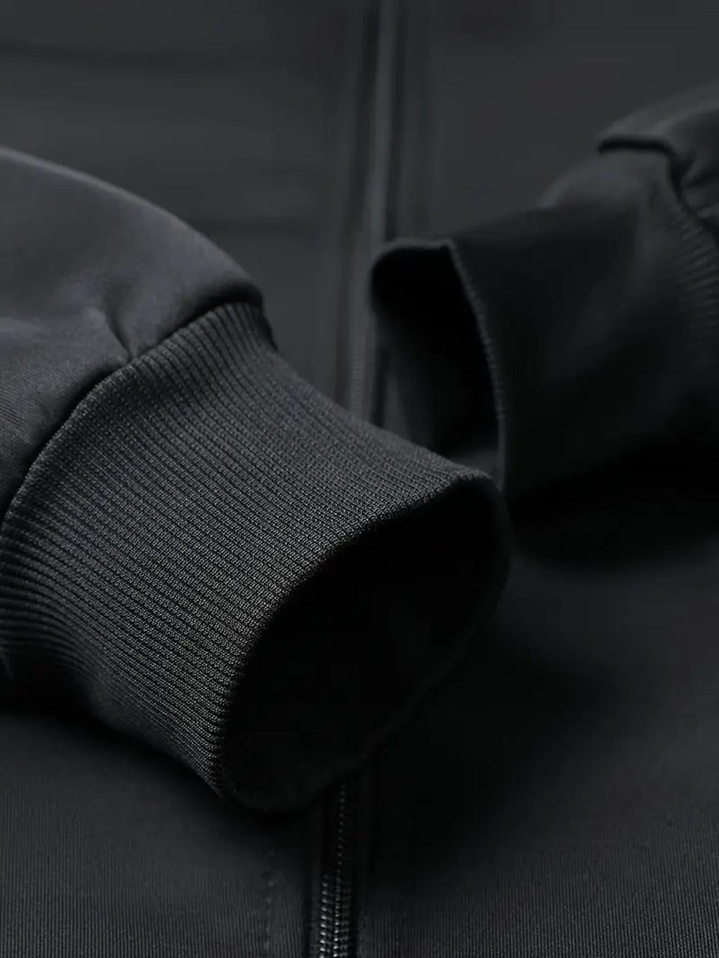 Men's Stand Collar Jacket for Urban Outings, European and American Style Casual Long Sleeve Spring/Autumn Jacket with Pockets, Ribbed Cuffs and Hem, Full Zipper Closure, Men's Sport Outerwear Jacket - Black
