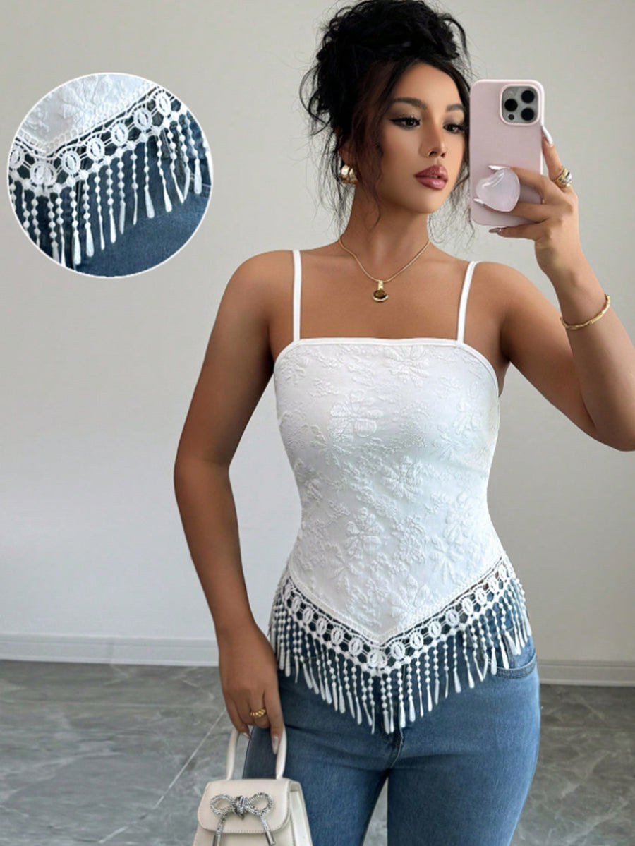 2026 Vintage Lace Camisole for Women with Fringe Hem, Embroidered Waist-Cinching Top, Niche Sexy Outerwear/Innerwear Layering Base Layer - Beige