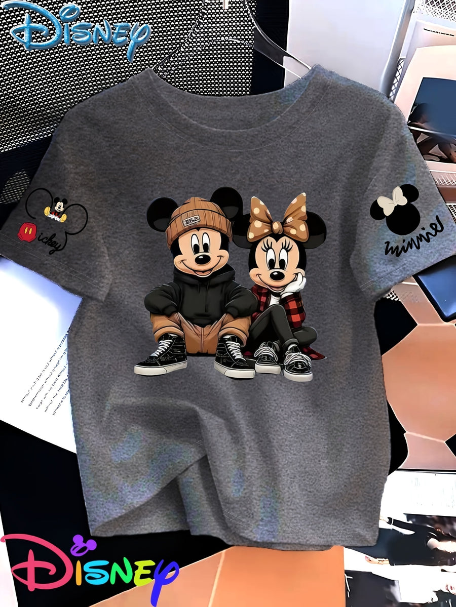 Mickey And Minnie Are Sitting Side by Side, with Mickey Hugging His Knees And Minnie Resting Her Chin on One Hand, Showcasing a Trendy Street Style Printed Short-Sleeve Women'S T-Shirt - Dark Gray
