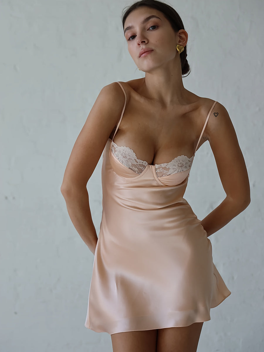 Sexy Satin Adjustable Strap Dress with Lace - Elegant Night Dress Specially Designed for Women, Petticoat-Style Underwear Pajamas - Pink