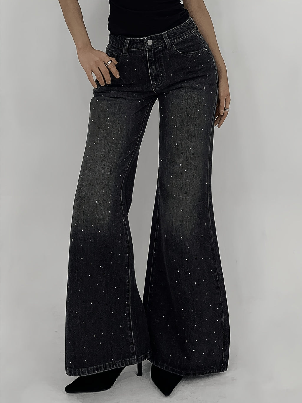 26AW Women'S Stretch Denim Jeans, Black Washed with Rhinestone Embellishment on Front Panel, Mid-Rise Slight Flared Fit, And Leg-Lengthening, Versatile Style - Black