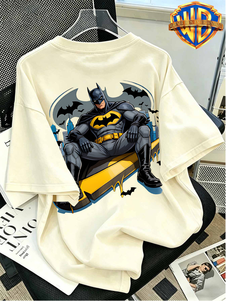 Warner Bros. Official Batman Gotham Bat City Background Printed T-Shirt, Men'S 100% Pure Casual And Comfortable Multi-Functional Loose Summer Short Sleeve T-Shirt, Suitable for Outdoor And Daily Wear - Apricot