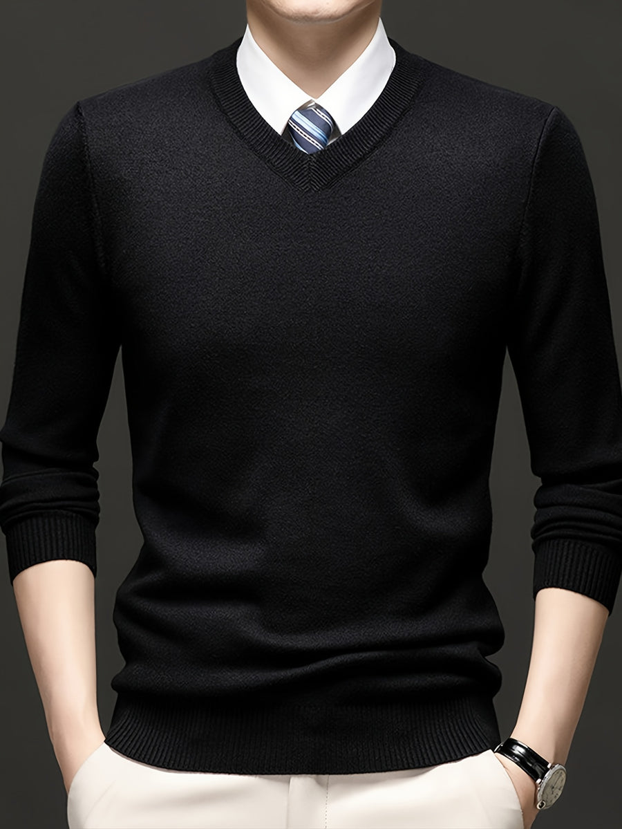 Men's V-neck Knit Base Layer, Form-fitting Without Being Tight, Accentuates a Clean Silhouette While Allowing Unrestricted Arm Movement. Suitable for Business Commutes, Family Gatherings, and Holiday Celebrations - Black