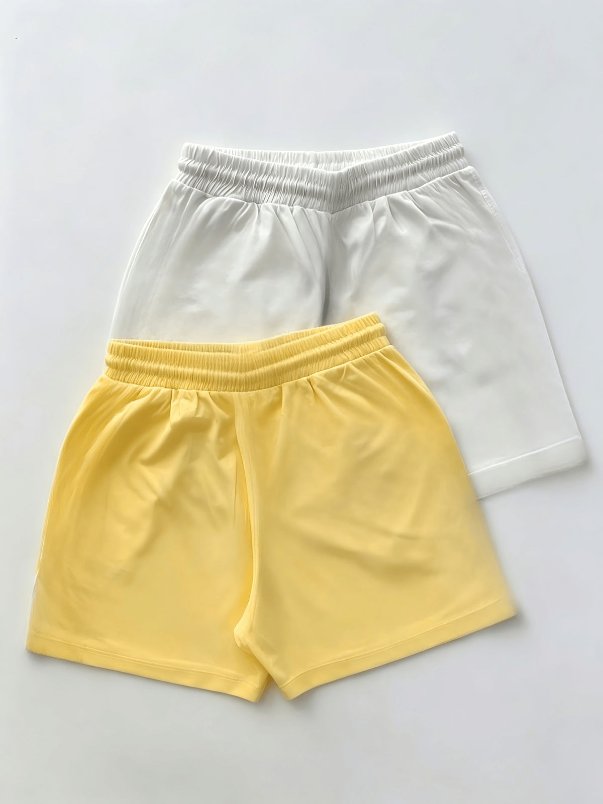 Women's Fashion Casual Shorts 2pcs Set - Yellow And White
