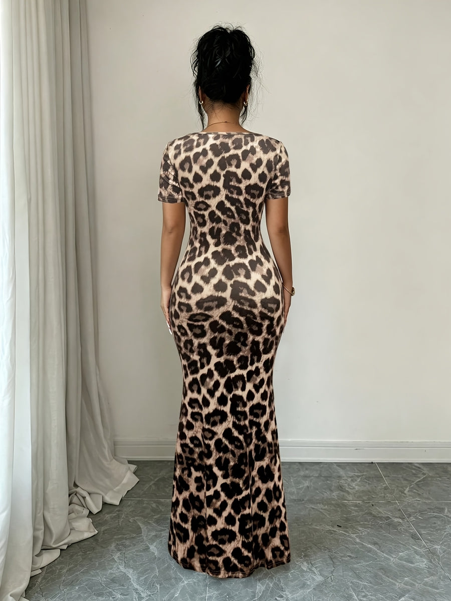 Women's Summer Short Sleeve Dress, Digital Print Vacation Dress, Beach Holiday Dress, Slit Hem, Ruched Waist Maxi Dress, Latest Floral Print Dress, Women's Party Gown, Elegant Slit Maxi Dress, Wedding Guest Attire, Women's Floral Print Short Sleeve - Leopard Print