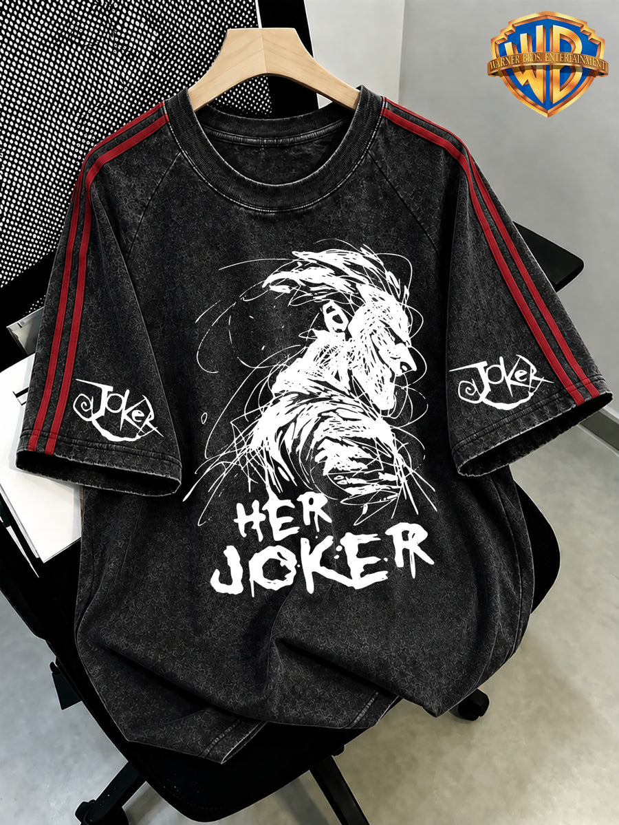 WB Warner Bros. Official Licensed Washed Distressed Red Double Stripe Raglan Short Sleeve T-Shirt, "HER JOKER" Dark Print Top with Scrawled Line Art Clown, Men's Loose Vintage Streetwear, Contrast Stripe Sleeve Crew Neck Casual Sportswear - Black