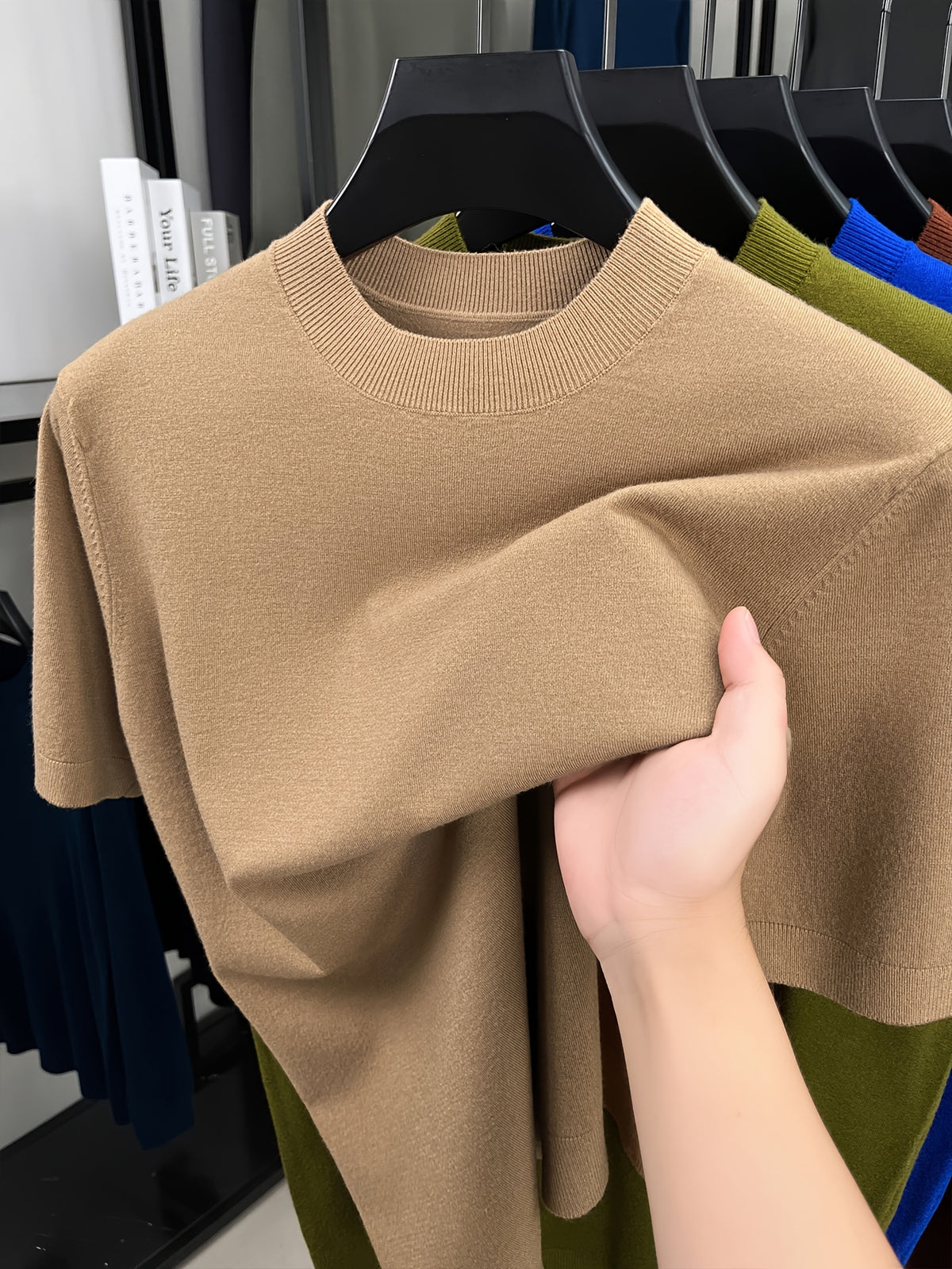 Men'S Summer Short-Sleeve Knit Top, Classic Round Neck Easy Solid Color Design, Breathable And Moisture-Wicking, Fashionable And Versatile in Multiple Colors, Suitable for Casual And Athletic Wear - Khaki