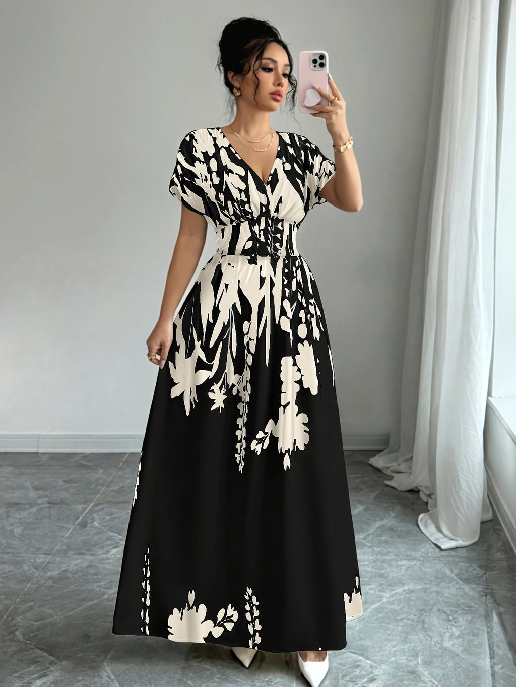 2026 New Summer Black And White Ink Print V-Neck Waist-Cinching Long Dress | Short-Sleeve Elegant Dress Suitable for Upscale Commuting And Dating Outfits - Black