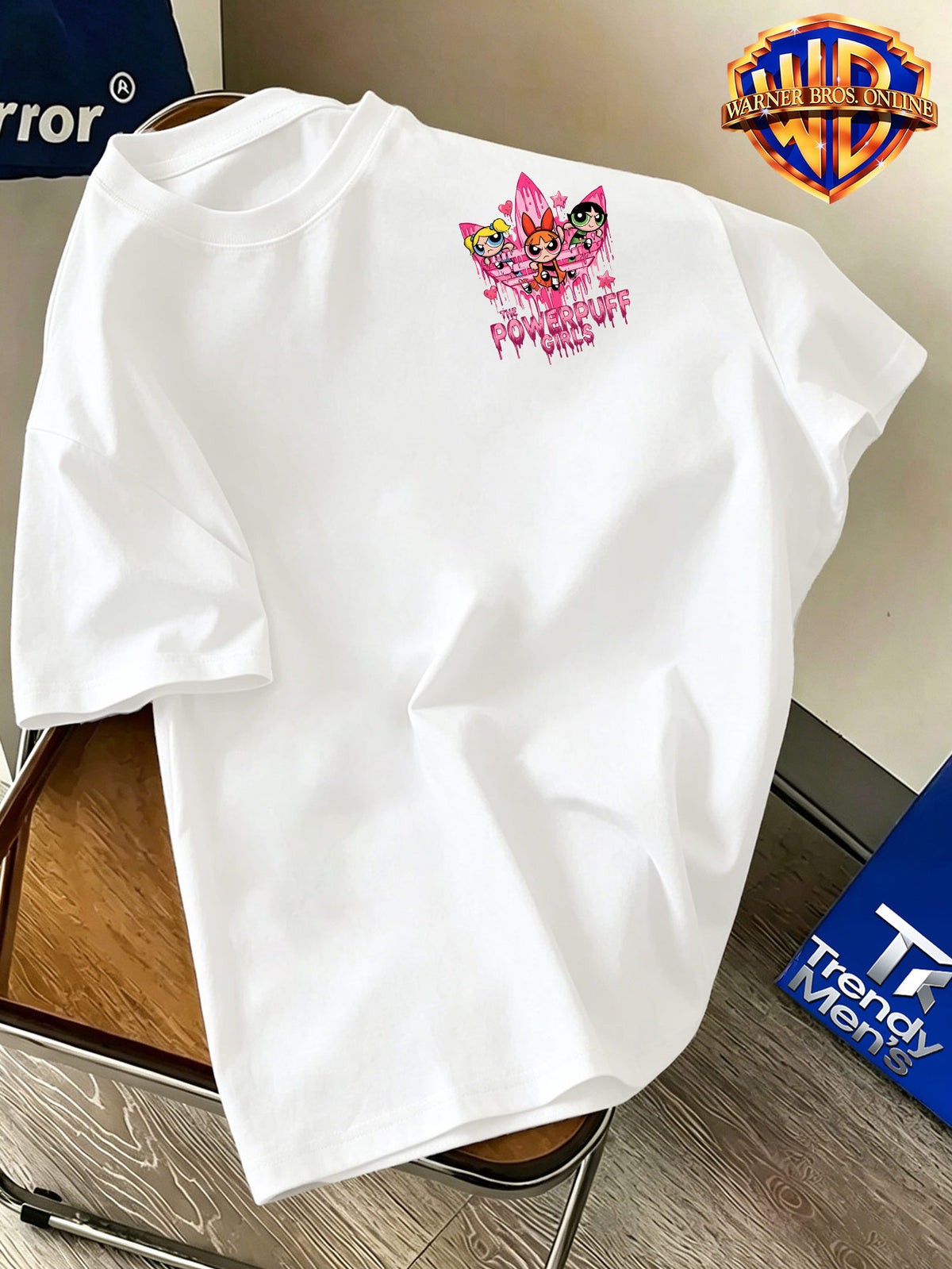 Warner Bros. Authentic Men's 100% Cotton Short-Sleeve T-Shirt, American Streetwear Brand Cartoon Print Top. Features a Complete and Full Cartoon Girl Group Design with a Sweet-cool Color-blocking Visual Effect. Eye-catching Visual Appeal - White