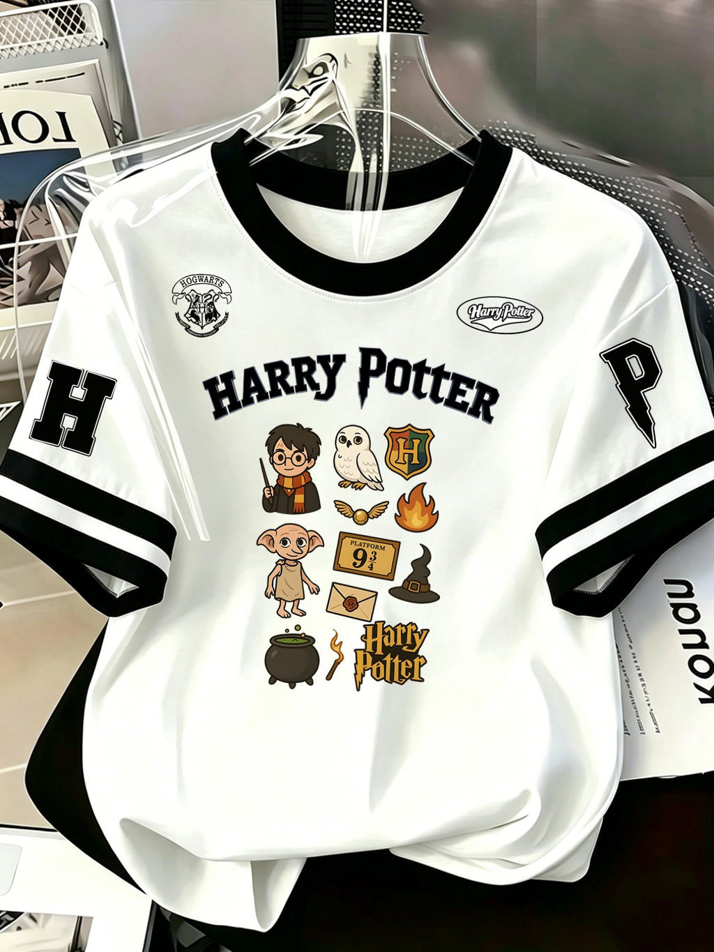 Women'S Round Neck Short-Sleeved T-Shirt Casual Women'S Clothing, Contrasting Color Striped Sleeve Design, "Harry Potter" Cartoon Sticker Style Pattern Print, Short-Sleeved Women'S Top Summer, Soft And Comfortable Short-Sleeved - Black