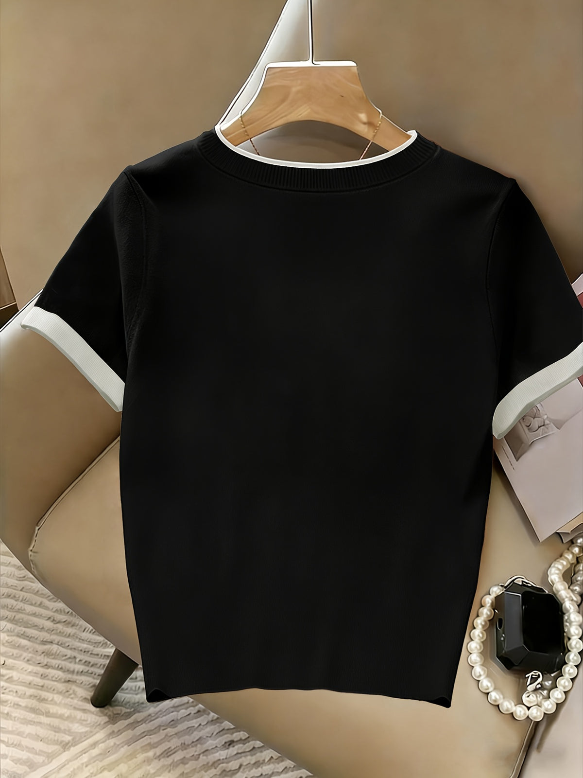 Popular New Spring/Summer Contrast Color Neckline and Cuffs Pullover Short-Sleeve T-Shirt, Ins-Style Simple and Fresh Fabric T-Shirt - Black