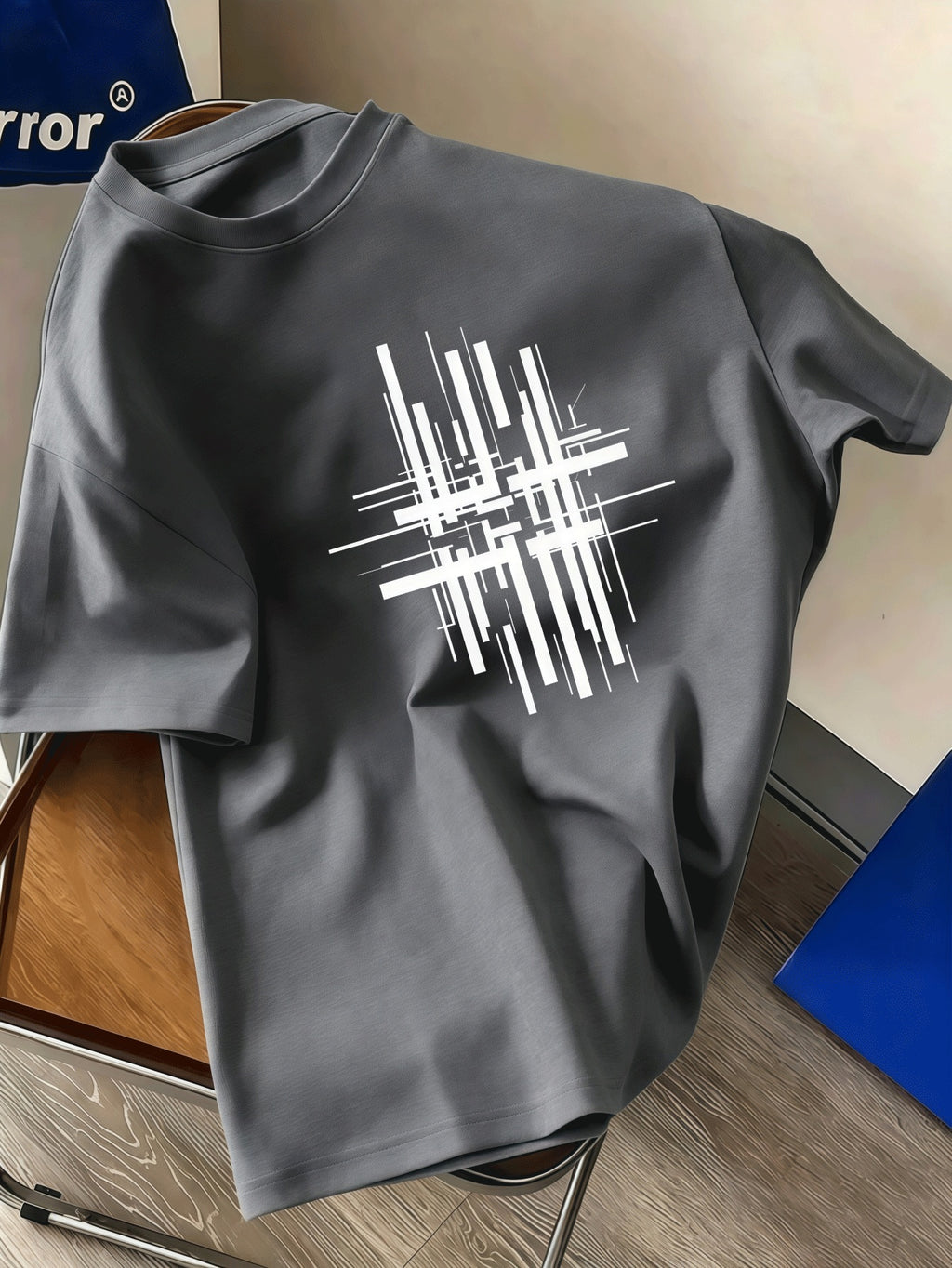 Men's Round-neck Short-sleeve Top with a Minimalist Black and White Abstract Geometric Line Pattern, Featuring a Modern Art Design Style. Suitable for Daily Casual Streetwear, It Is Both Fashionable and Comfortable - Grey