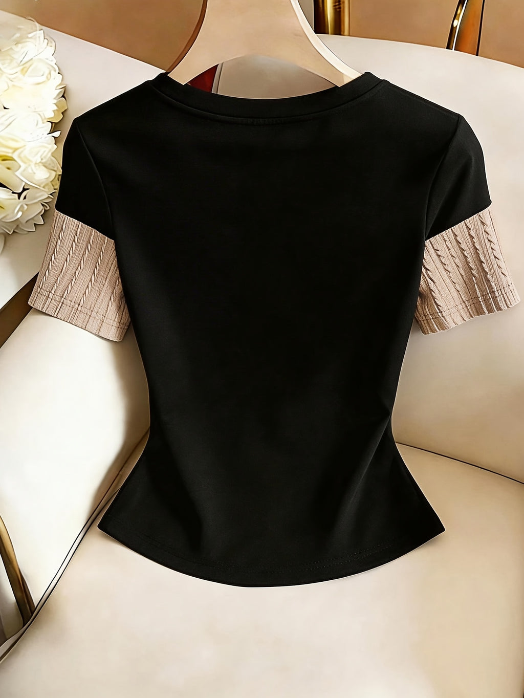 Women'S Casual Muscle Texture Patchwork T-Shirt - black plus apricot