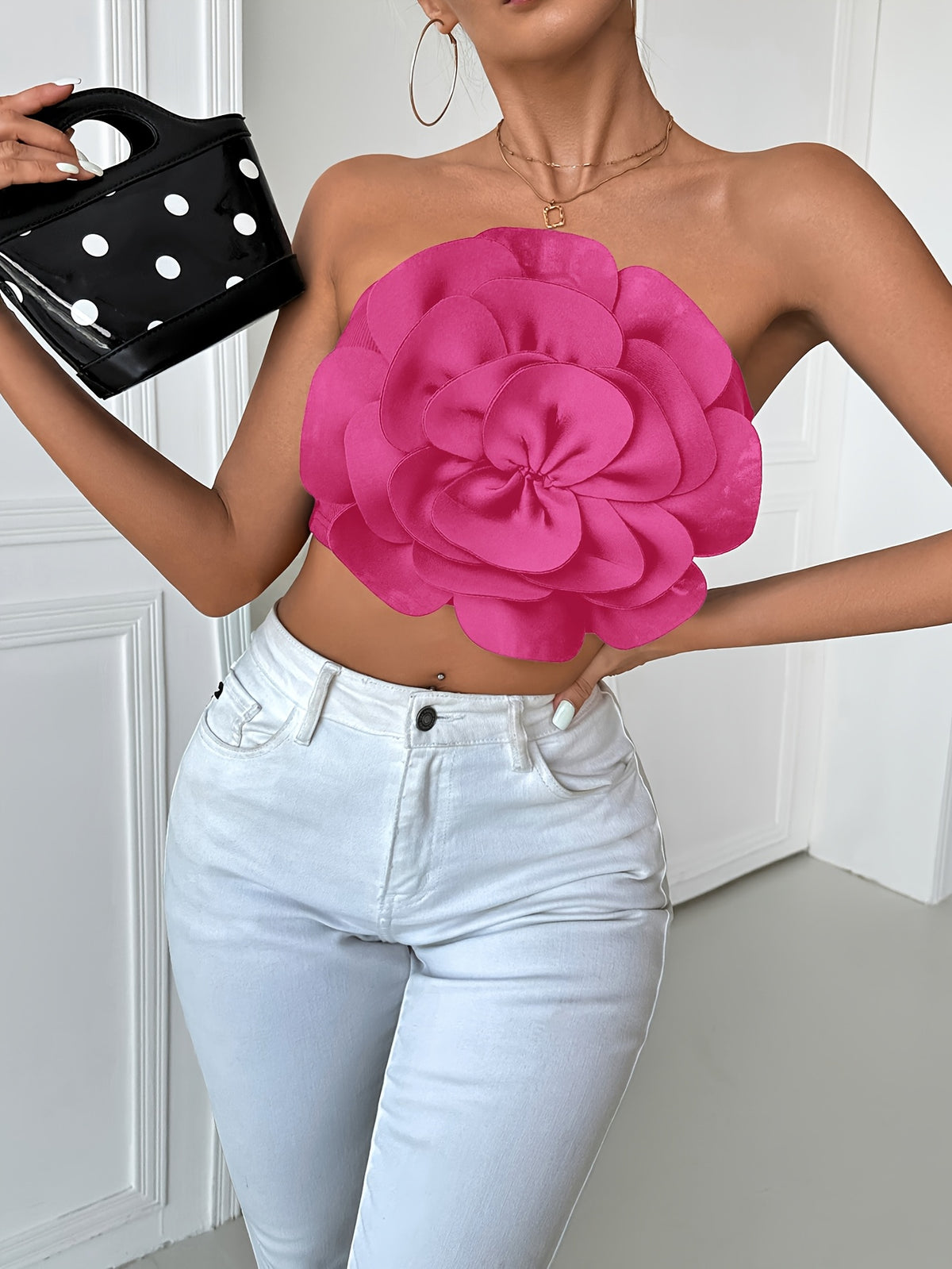 A European and American Women's strapless top with large flower decoration, sexy and fashionable, versatile and ready to ship - Rose Red