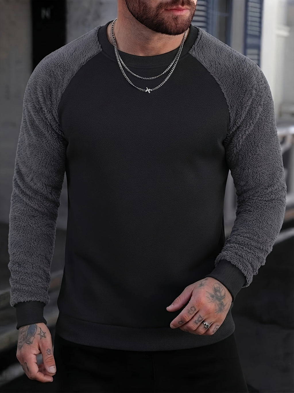Men'S Autumn And Winter Round Neck Plush Sweatshirt, Featuring Fashionable Color Block Patchwork Pattern And Solid Color Design, Shoulder Sleeve Sweatshirt. Anti-Wrinkle Soft Knit Material - Black