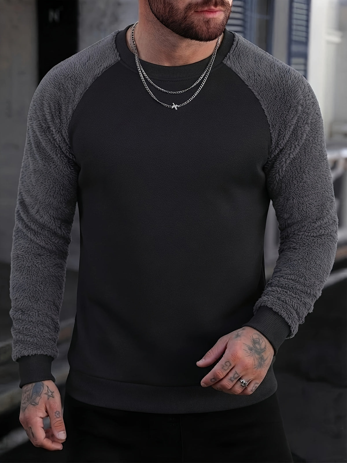 Men'S Autumn And Winter Round Neck Plush Sweatshirt, Featuring Fashionable Color Block Patchwork Pattern And Solid Color Design, Shoulder Sleeve Sweatshirt. Anti-Wrinkle Soft Knit Material - Black