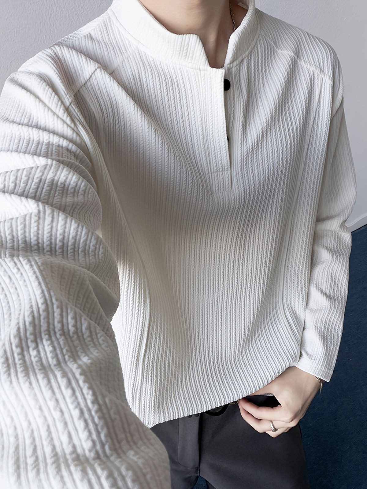 Men'S Korean Style Clean Texture Stand Collar Long Sleeve T-Shirt, Soft And Breathable Drop Shoulder Solid Color Casual Pullover, Suitable for Spring/Autumn Campus Shopping Short Trips - White