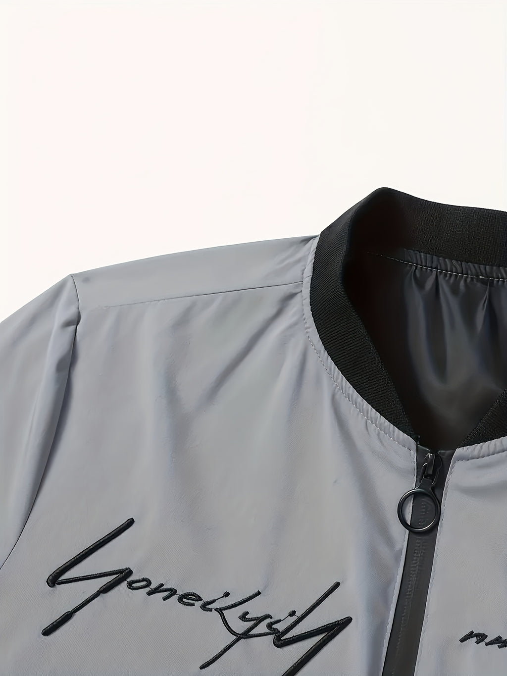 2026 New Men's Casual Windproof Jacket - A Must-Have for Stylish Men, Lightweight for Spring and Autumn, Full Zip Closure with Letter Embroidery, Casual Pilot Jacket Baseball Jacket, Fashionable and Versatile Streetwear Trend, Suitable for Outdoor - Mature Gray