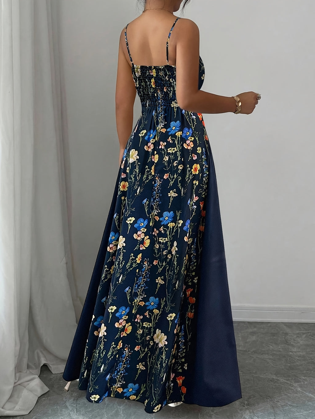 Spring And Summer New Elegant Resort European And American Fashion Trend Casual Women'S Clothing Floral Print Sleeveless Square Neck Suspender Dress - Navy Color