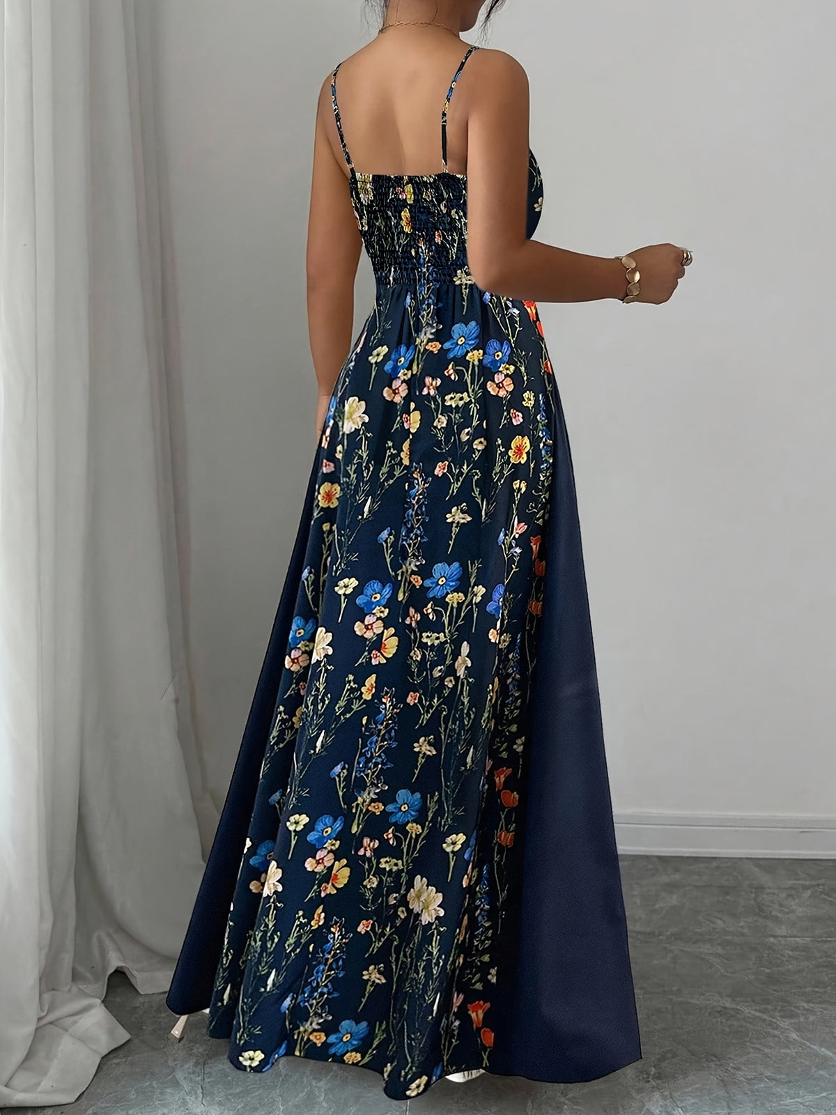 Spring And Summer New Elegant Resort European And American Fashion Trend Casual Women'S Clothing Floral Print Sleeveless Square Neck Suspender Dress - Navy Color
