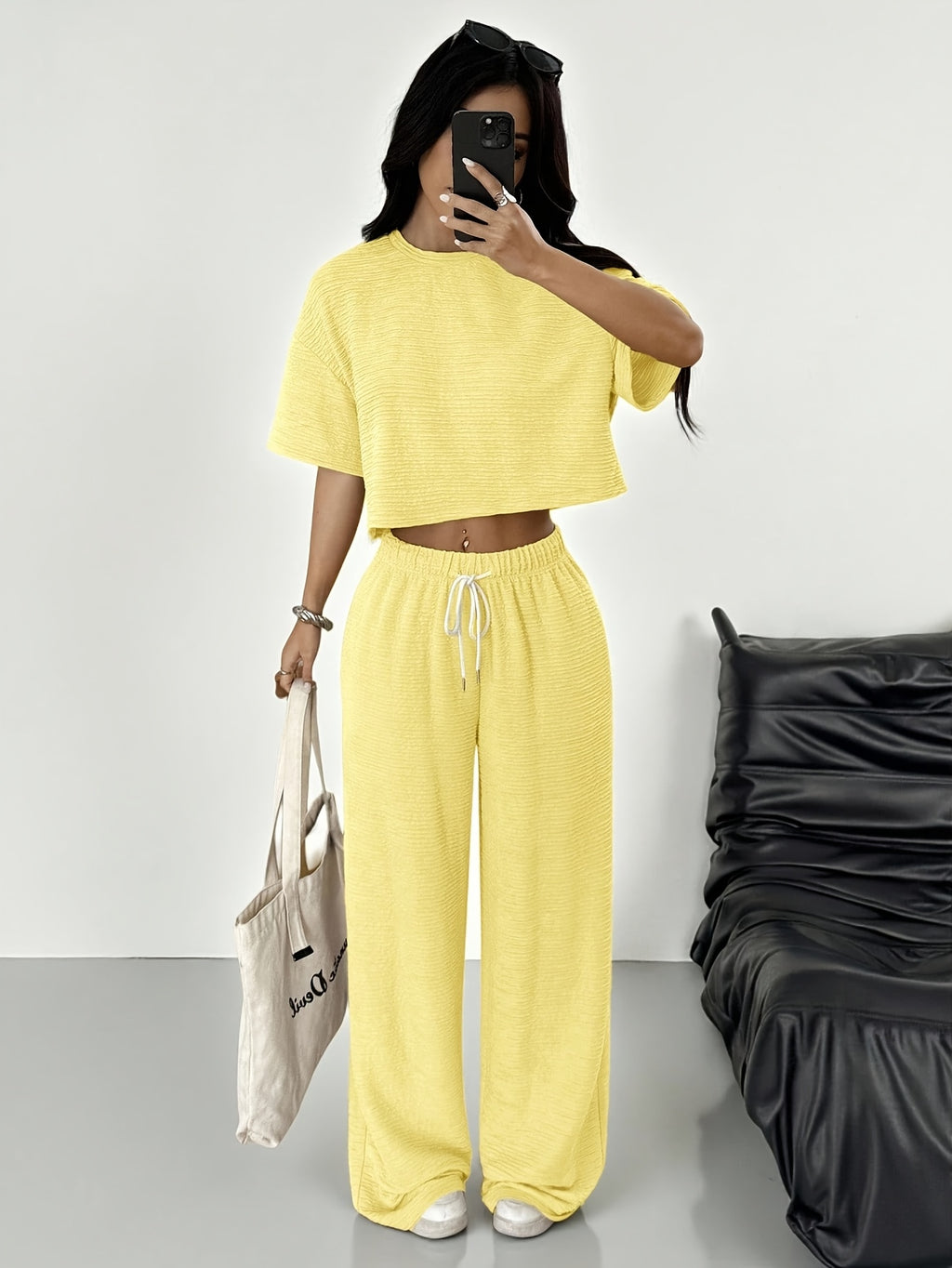 Women'S Spring/Summer Fashion T-Shirt And Pants 2pcs Set - Yellow