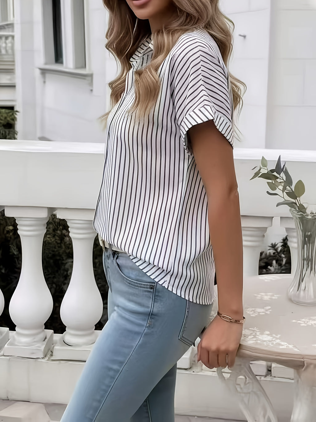 Elegant Striped Shirt - Mixed colors