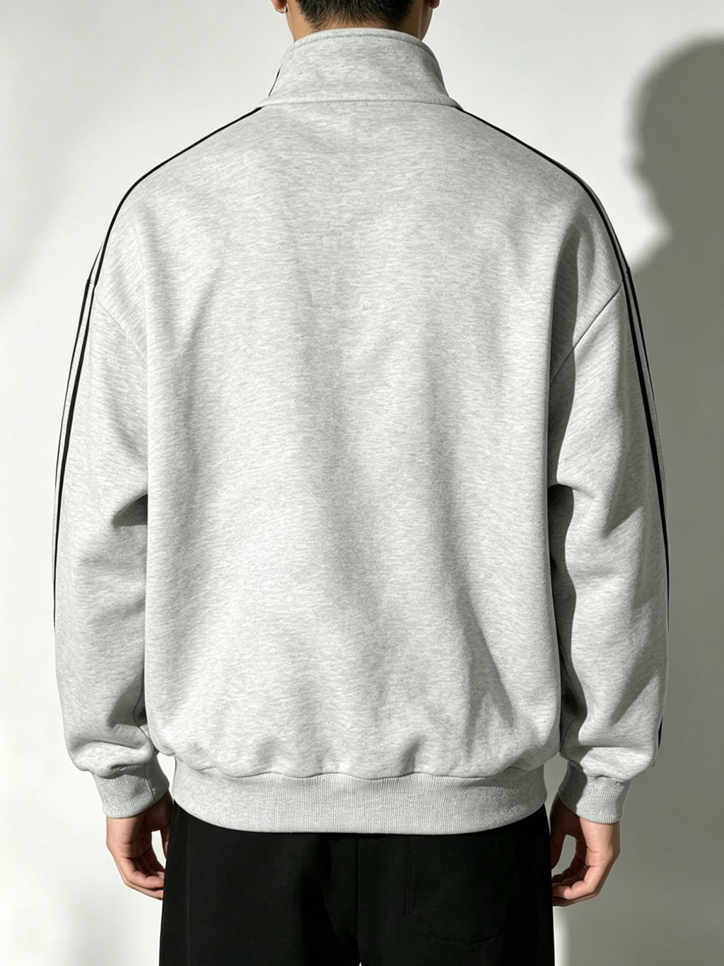 Men's Sporty Casual Half-Zip Stand Collar Sweatshirt, Thickened Polyester Fiber, Wear-Resistant and Non-Deforming, with Contrast Color Stripes on the Sides, Side-Seam Pockets, Loose Fit Long Sleeves, Versatile Solid Color Basic Top for Fitness Spring - Light Twist Gray