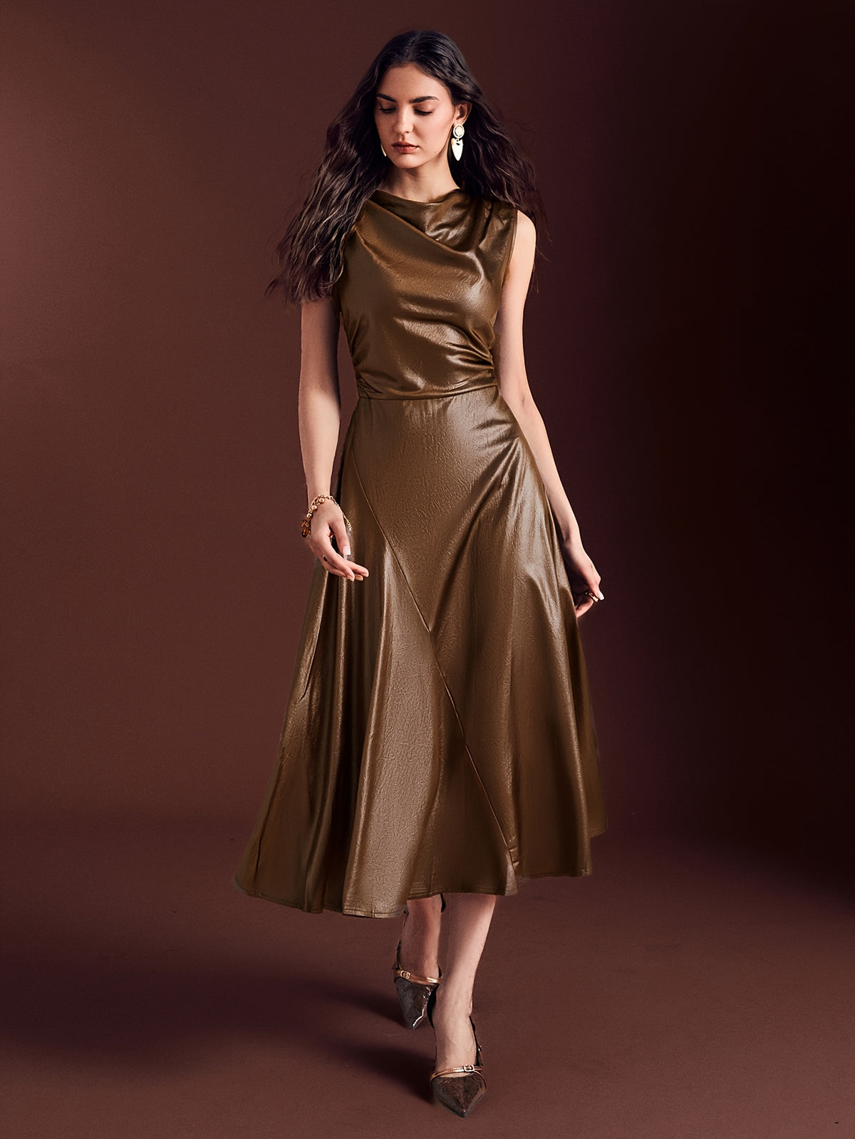 Women'S Sleeveless Dress, Off-Shoulder Waist-Cinching Flared High-End Texture Liquid Lustrous Long Dress, Suitable for Evening Parties, Annual Meetings, And Formal Wear, Comfortable And Body-Shaping - 【Brown】