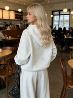 2026 New Style Sporty Casual Outdoor Travel Fashionable Autumn/Winter Sweatshirt + Long Pants Set, Hooded Loose Fit Design with Elastic Waistband, Free Movement, Warm, Stylish, Machine Washable Women's 2pcs Set - Light Grey