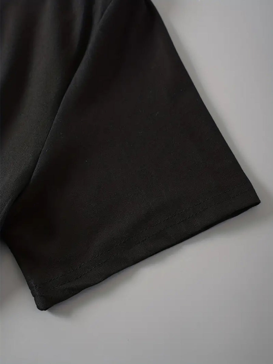 This Women's Short-Sleeve T-Shirt Features a Doberman Pattern Print, Offering a Casual And Comfortable Fit. It Is Soft, Breathable, And Designed in a Classic Style, Making It Versatile for Casual Attire. with Good Elasticity And Lightweight Fabric - Black