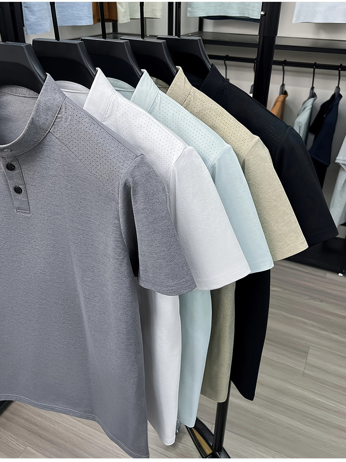 1 Men's Stand Collar Short Sleeve Polo Shirt, Suitable for Business Commutes and Daily Outings, Breathable, Moisture-Wicking, Loose Fit, Slimming, Casual Top, Basic T-Shirt for Middle-Aged and Younger Mature Men, Popular in Europe and America - Grey