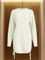 Vika Xiang Style Trendy Cable Sweater for Creating a Focus Look in Autumn and Winter Fashion - White