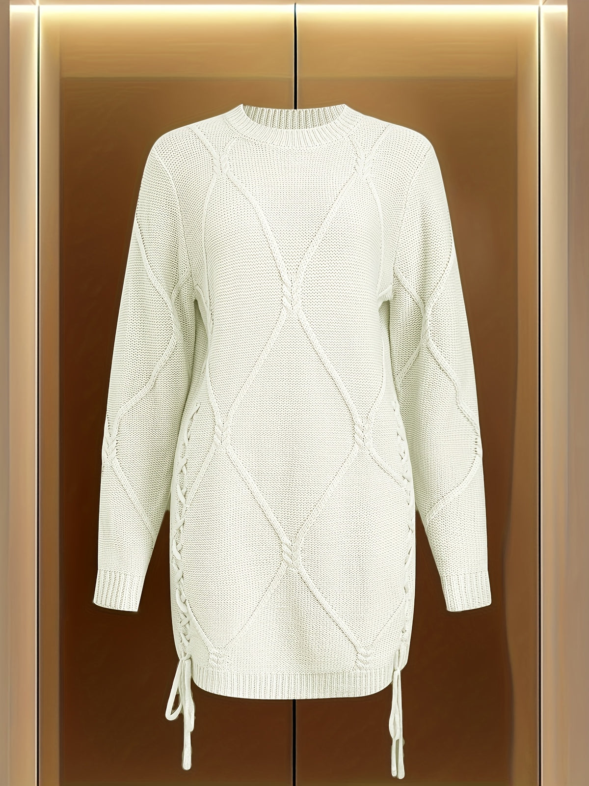 Vika Xiang Style Trendy Cable Sweater for Creating a Focus Look in Autumn and Winter Fashion - White