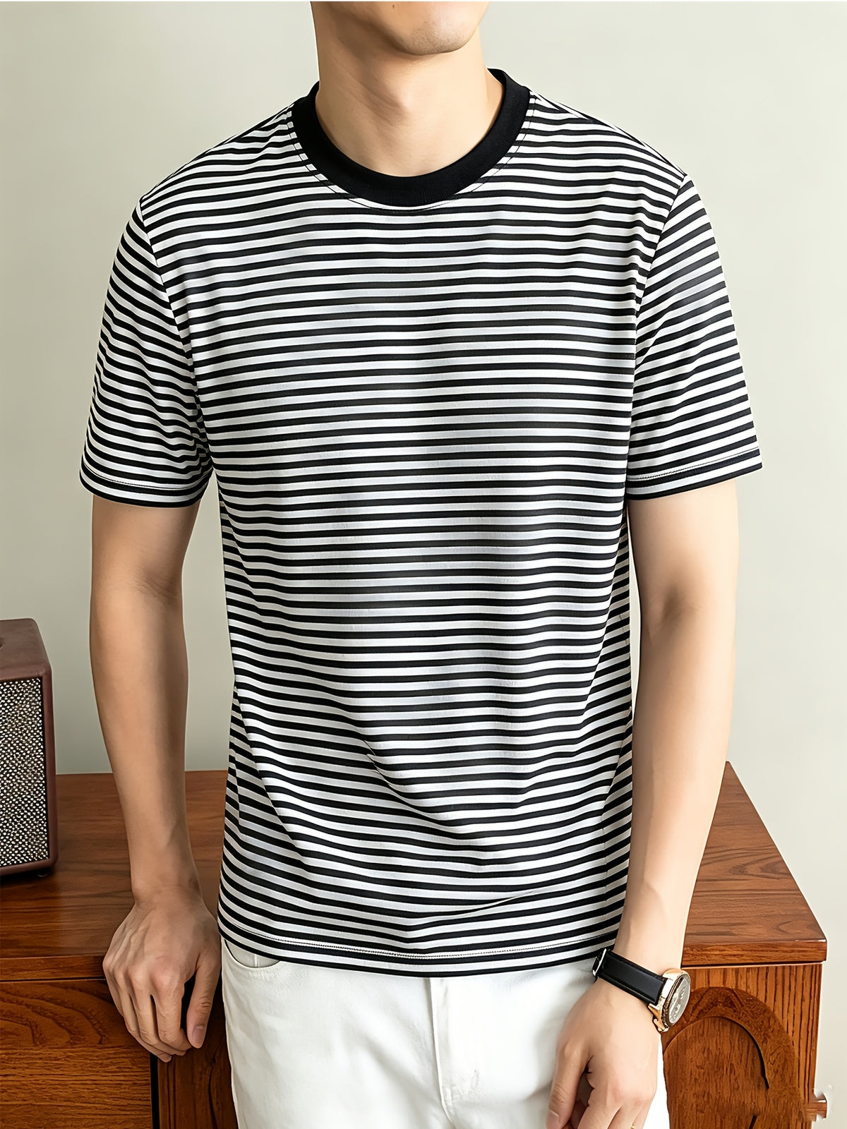 Classic Striped Durable Round Neck T-Shirt, Casual And Versatile, Slimming Top - Black And White Stripes