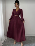 A Solid Color Elegant Dress with a Fitted Waist And Metallic Chain Decoration, Featuring a V-Neck And Pleated Hem, Suitable for Spring, Summer, And Autumn - Deep Red