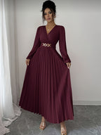 A Solid Color Elegant Dress with a Fitted Waist And Metallic Chain Decoration, Featuring a V-Neck And Pleated Hem, Suitable for Spring, Summer, And Autumn - Deep Red