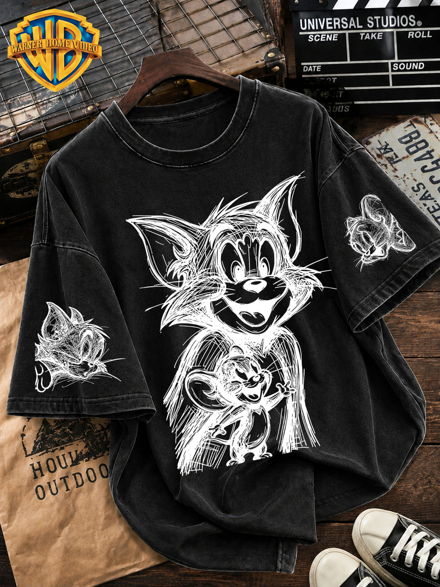 Warner Bros. Licensed Heart-shaped Mouse Pattern Printed Water-washed T-shirt. A Retro Short-sleeved Round-neck Top with a Sketch Cartoon Style Design. Perfect for Casual Street Wear, Daily Wear, Travel and Leisure Outings. - Black