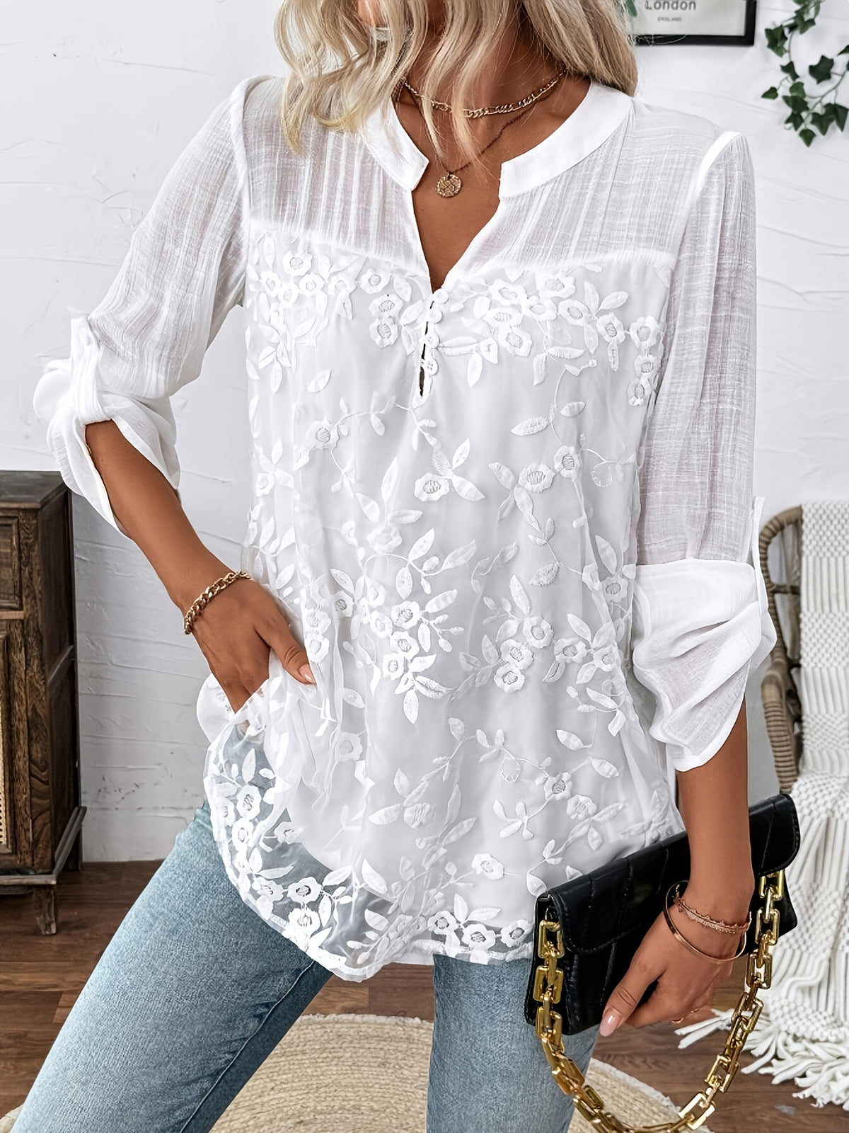 Xijuanzhu New V-Neck Long Sleeve Shirt, Embroidered Lace Patchwork, Mesh Embroidery, Elegant and Fashionable, Casual for Spring, Summer, and Autumn - White