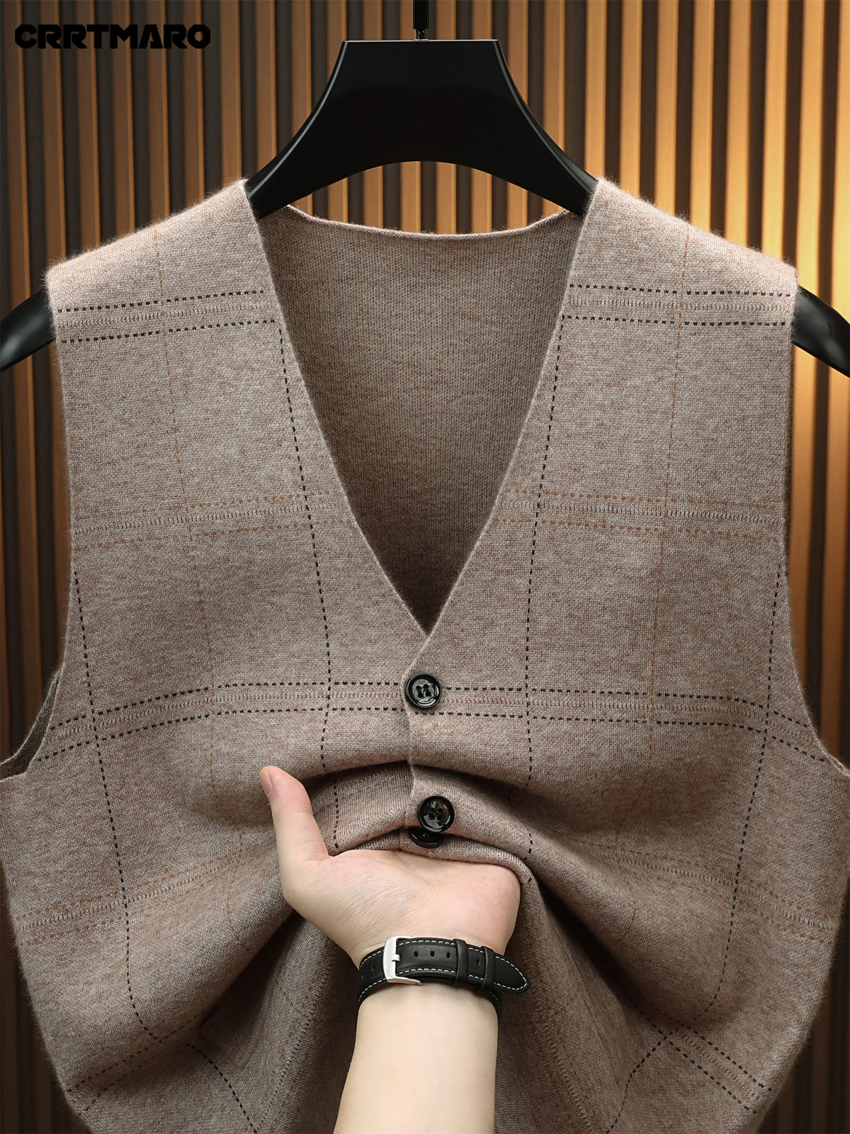 Men'S Sweater Vest, Warm Casual Layering Top for Fall And Winter - Camel